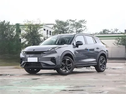 SUV Lynk & Co 06 EM-P